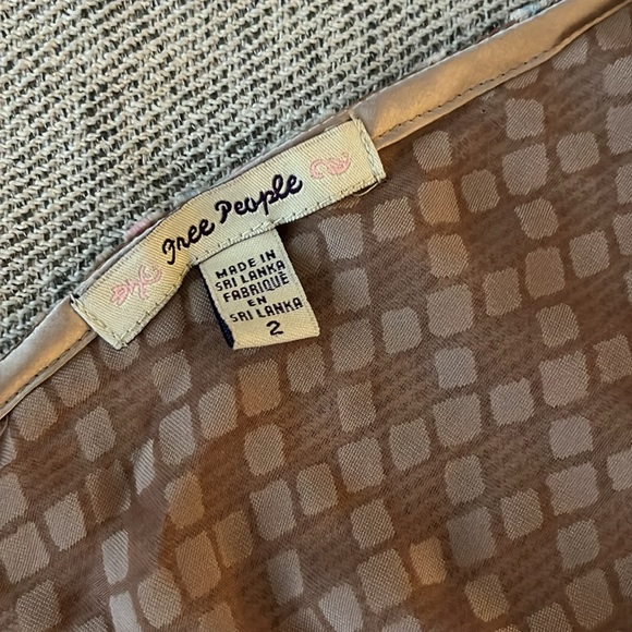 Free People Silk Velvet tank /crop top, size 2 - Picture 4 of 6